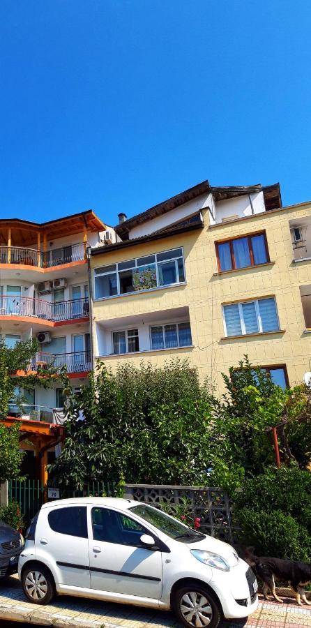 Family Hotel Bohemi II 프리모르스코 외부 사진